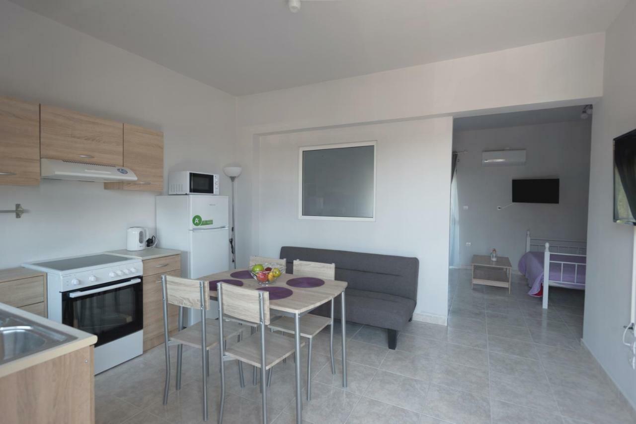 Paulsia Apartments Pszínthosz Kültér fotó